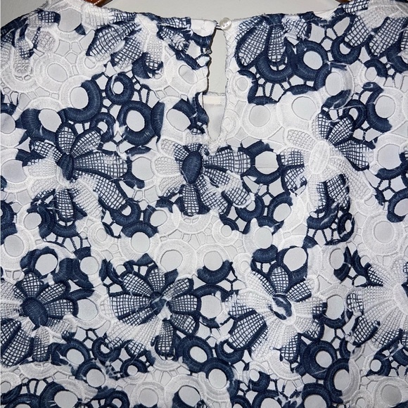 Chico’s Striped Floral Printed Lace Top Blouse Sz Small Petite - Picture 7 of 7